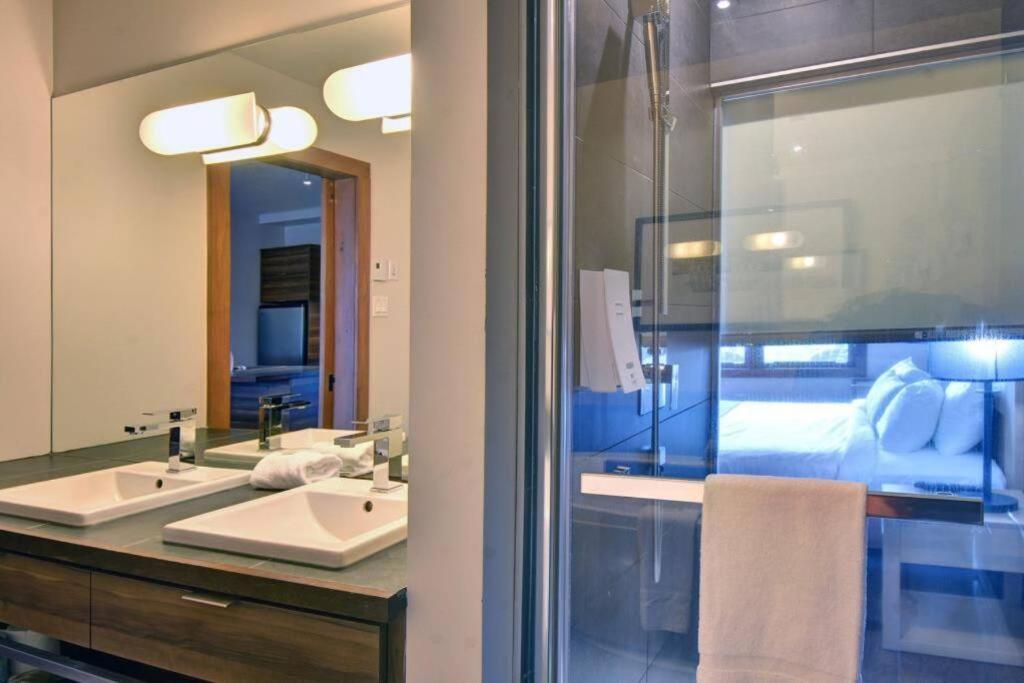 Deluxe Suite-Sur-Lac Superieur - Tremblant Versant Nord Buitenkant foto