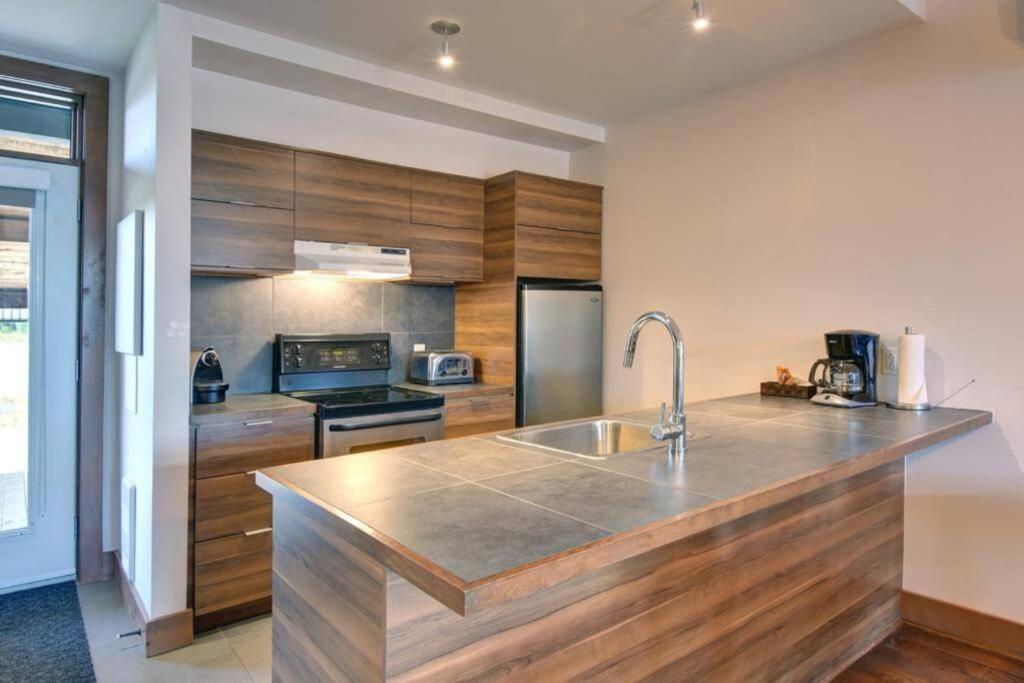 Deluxe Suite-Sur-Lac Superieur - Tremblant Versant Nord Buitenkant foto